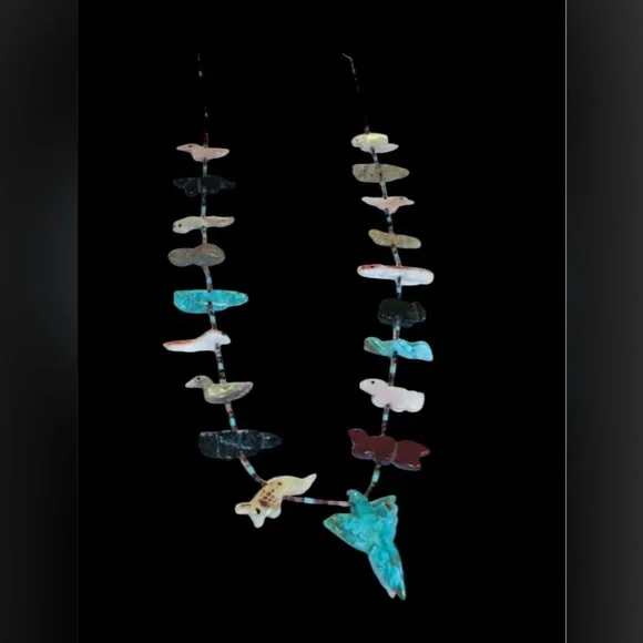 CYBER SALE Zuni Turquoise Stone Carved Fetish Animal Necklace. - Picture 1 of 12
